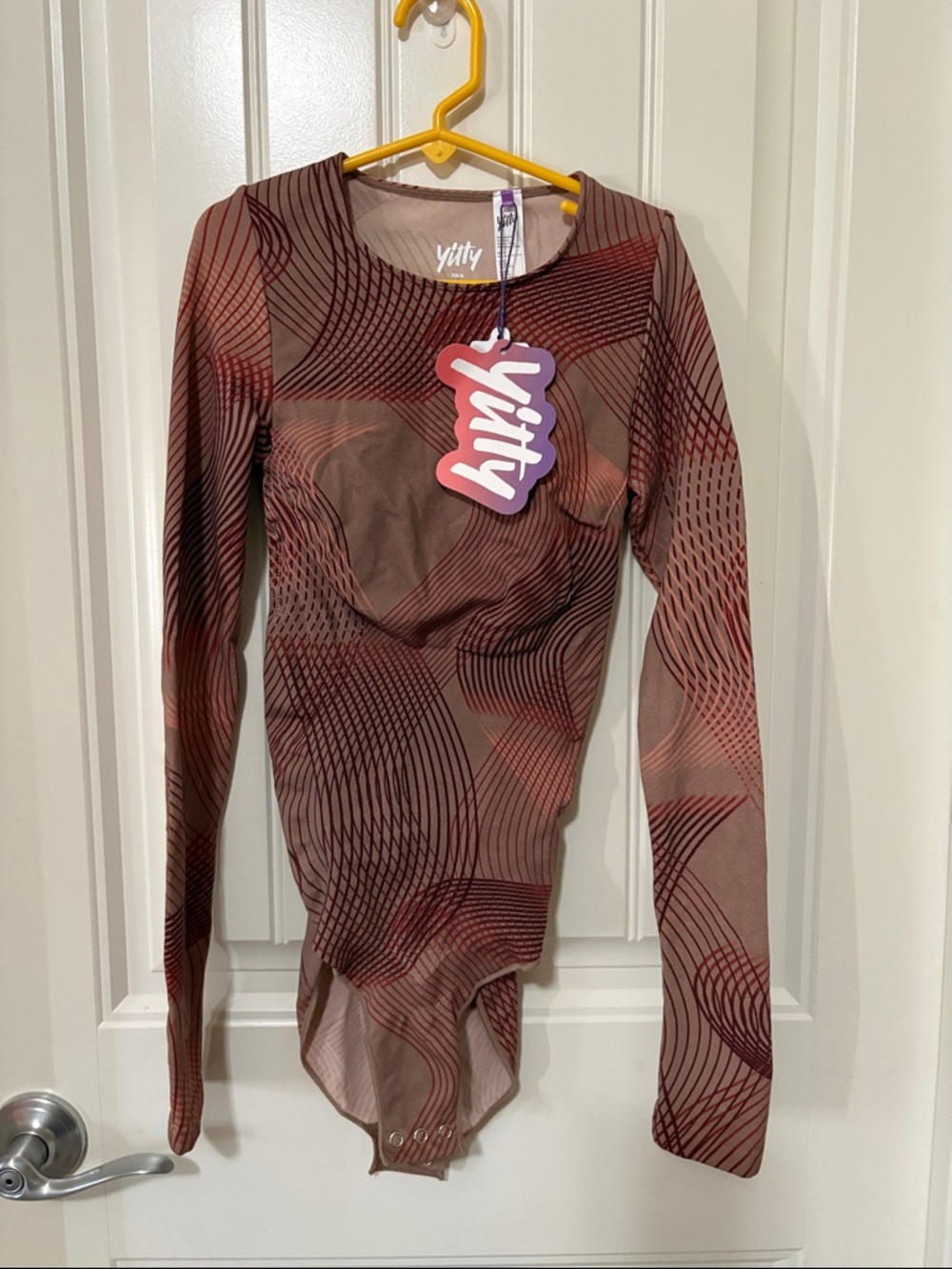 NWT YITTY Brown & Maroon Long Sleeve Wave-Print Bodysuit